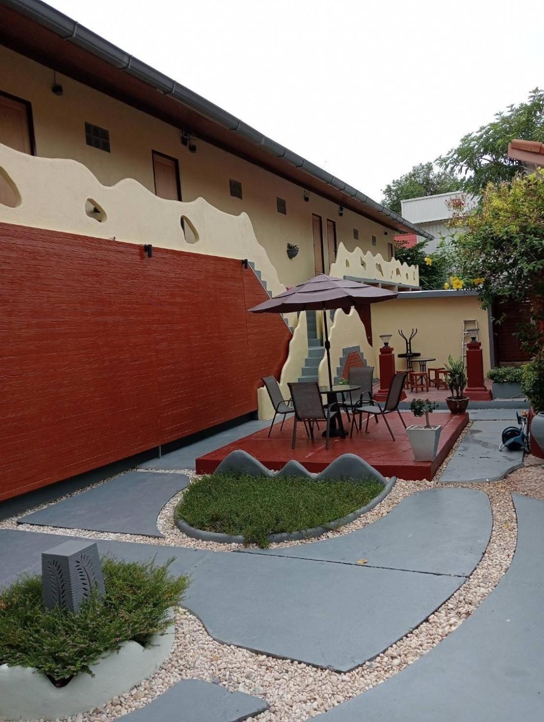 Pandora Cafe Hotel Pantai Chaweng Luaran gambar